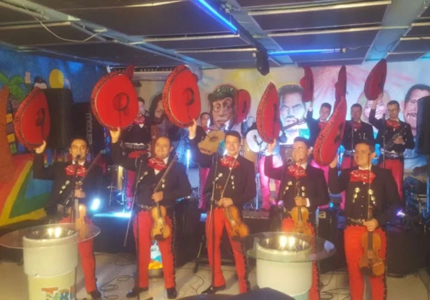 Mariachi Nuevo Guadalajara 2000